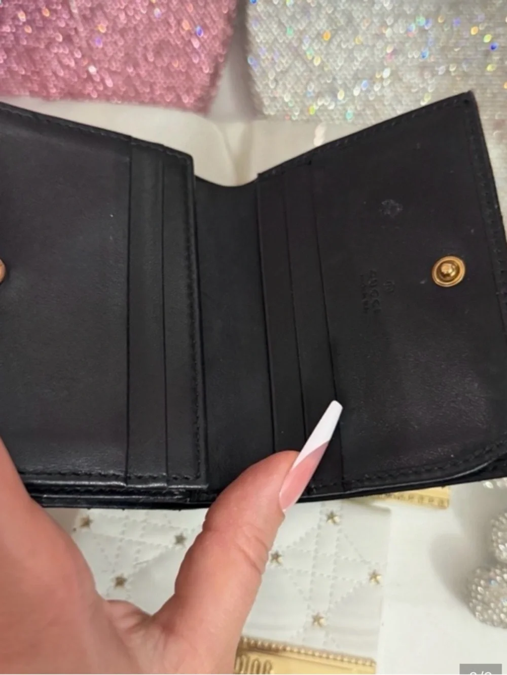 Authentic GG MARMONT CARD CASE WALLET
Used in good condition - Picture 2 of 3